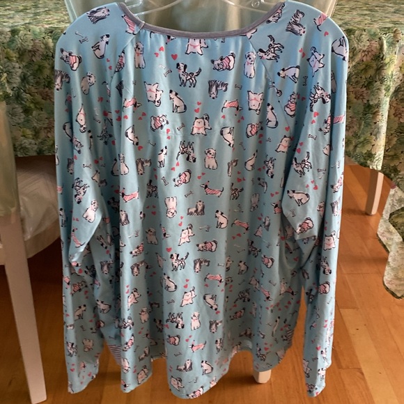 3X cuddle duds pajama top very soft with all different kinds of dogs - Picture 3 of 5